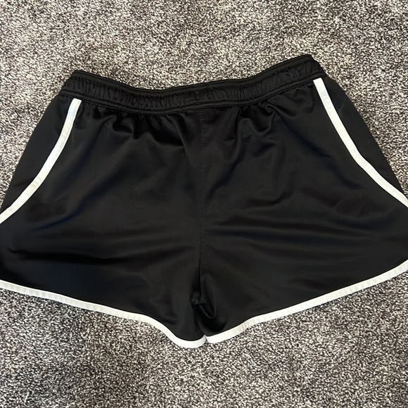 Black 3stripe ADIDAS running shorts size Large - Picture 4 of 6